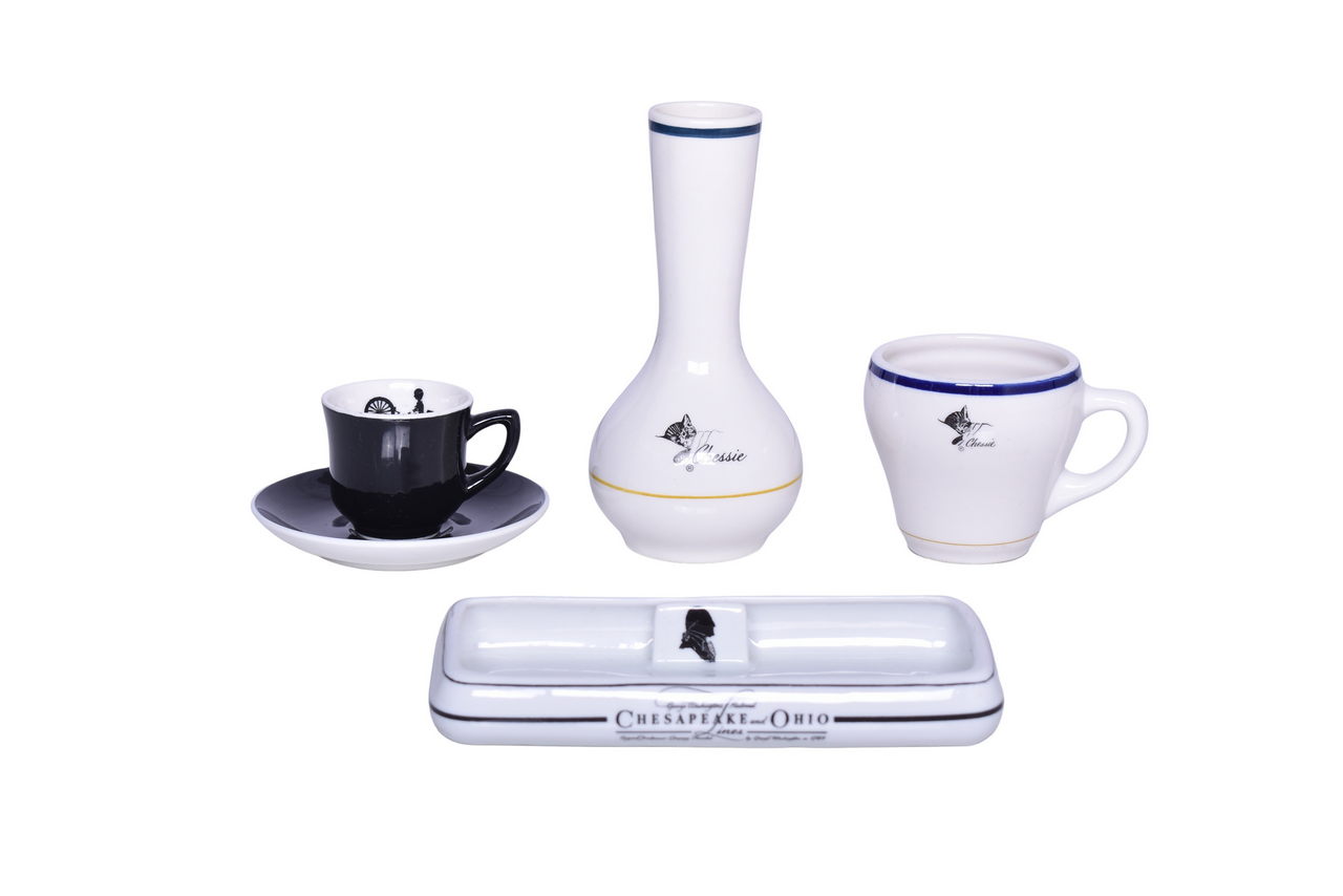 3007 - Five Pieces of Chesapeake & Ohio Railroad China 