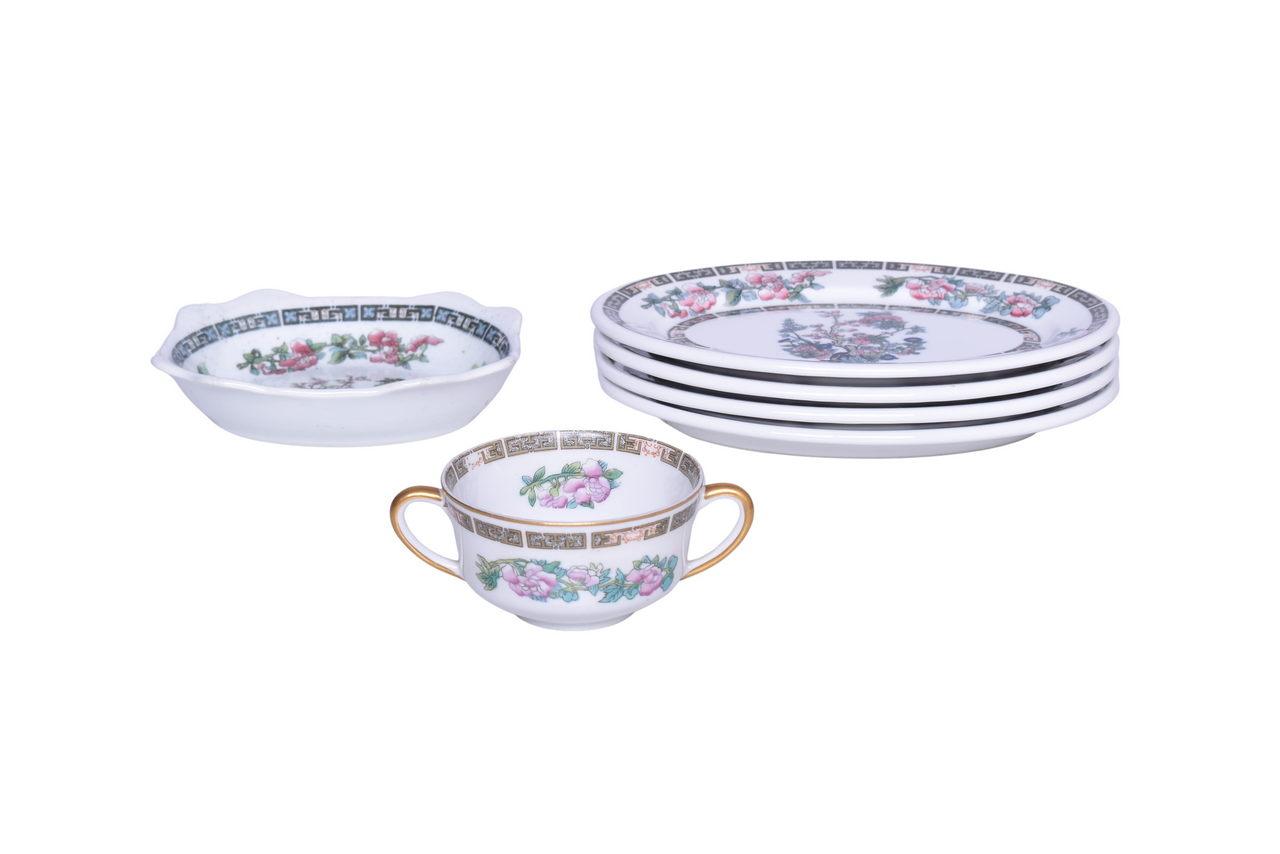 3015 - Five Pieces of New York, New Haven, & Hartford Railroad Indian Tree China Oval Platters, Bowl, and Unmarked Bouillon Cup thumbnail