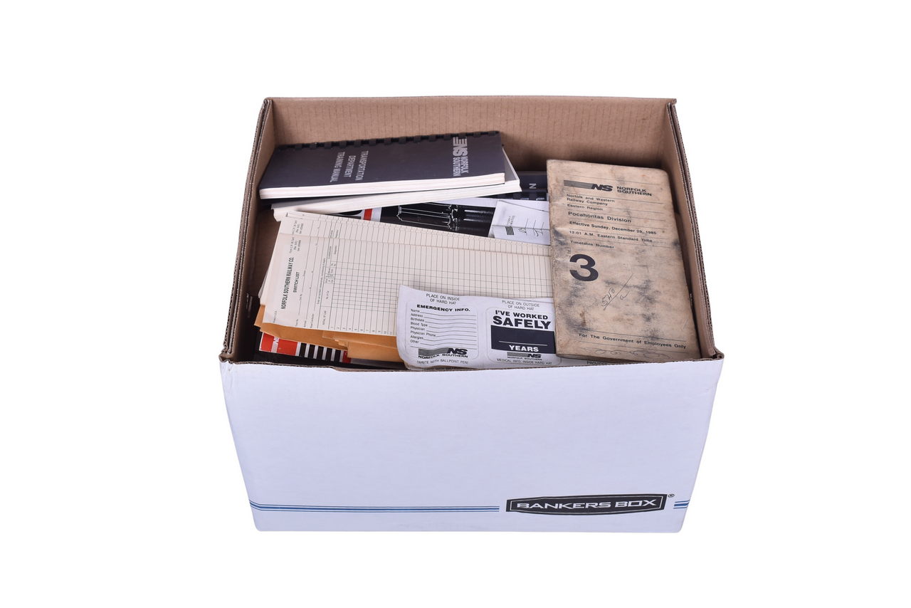 3028 - Norfolk Southern Paper Lot - Training Manuals, Safety Rules, Employee Timetable No. 3 thumbnail