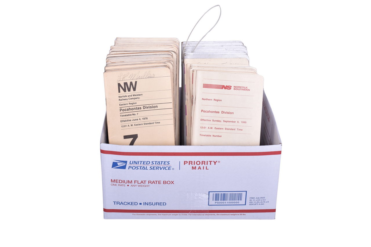 3050 - Norfolk and Western Railway/Norfolk Southern Employee Timetables - 1978 to 1995 thumbnail