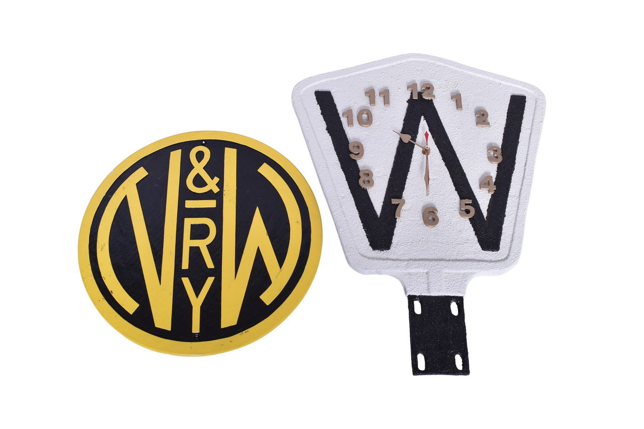 3068 - Recreation Norfolk and Western Railway Circle and Whistle Sign Clock thumbnail