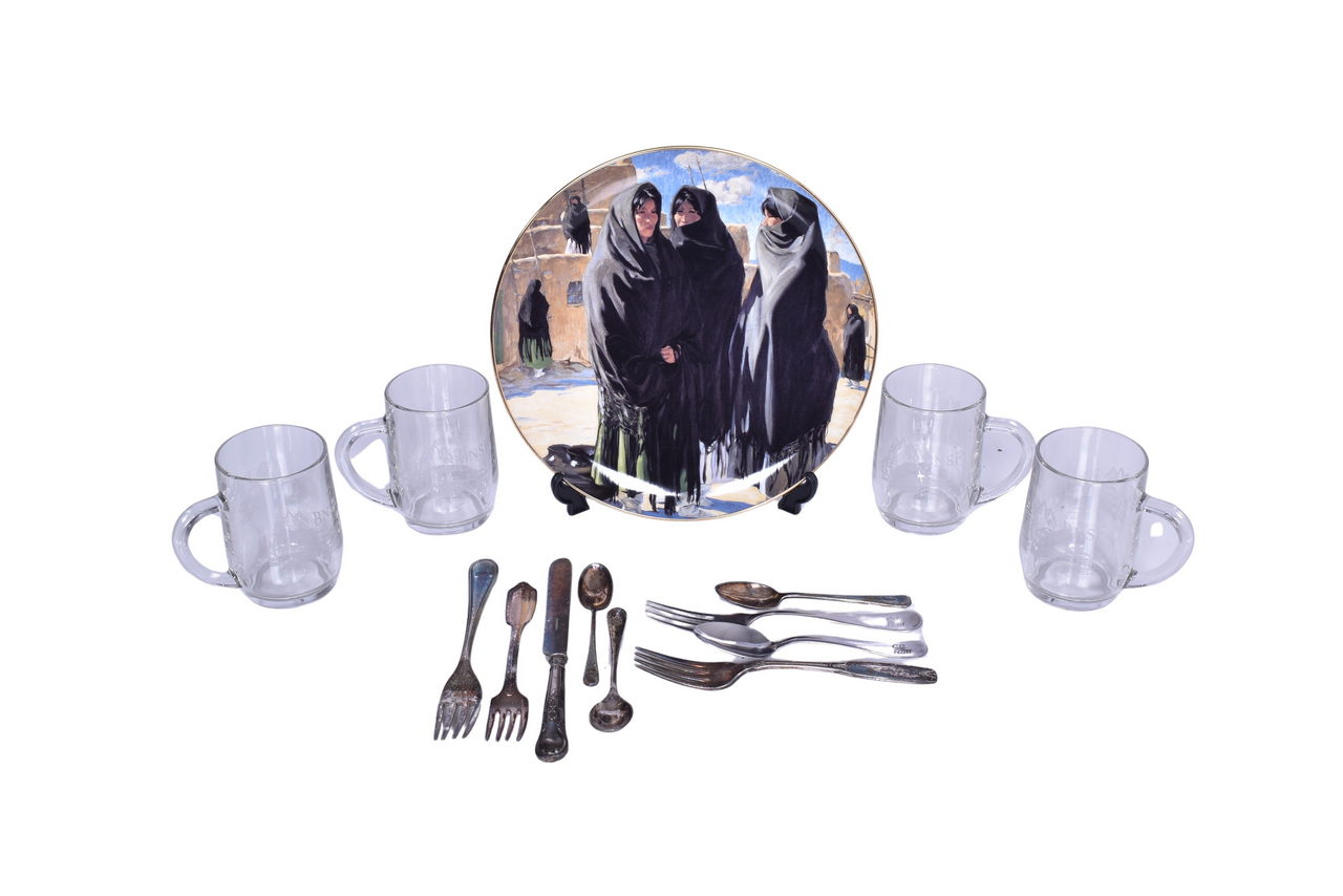 3116 - Burlington Northern Santa Fe Taos Girls Plate, Glasses, and Assorted Railroad Silverware thumbnail
