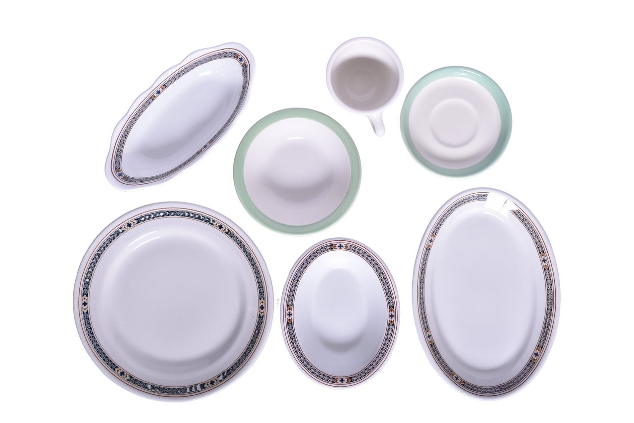 3135 - Seven Pieces of Pennsylvania Railroad China Purple Laurel and Mountain Laurel - Celery Tray, Oval Platter Plate, and More thumbnail