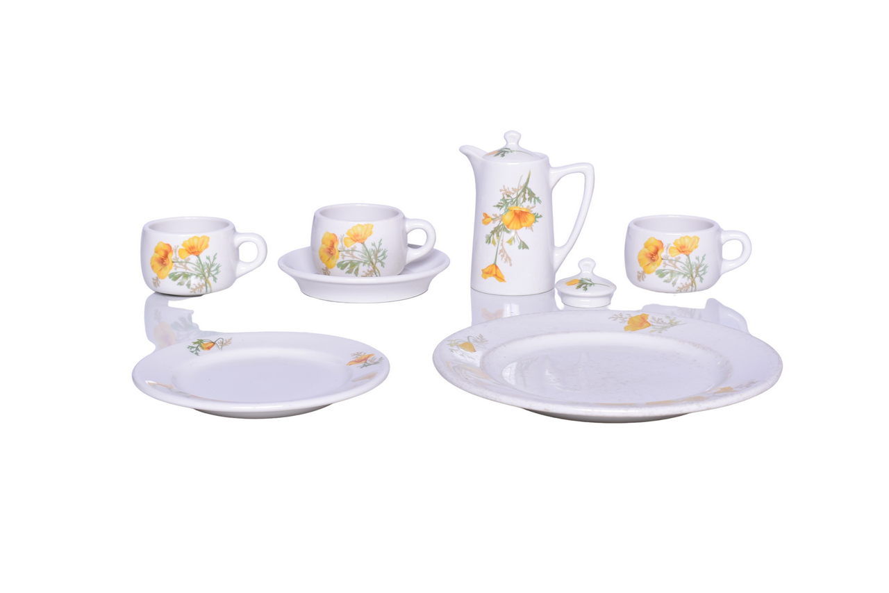 3139 - Nine Pieces of Santa Fe Railroad China California Poppy Chocolate Pot, Cups, Saucer, Dinner Plate, and Bread Plate thumbnail