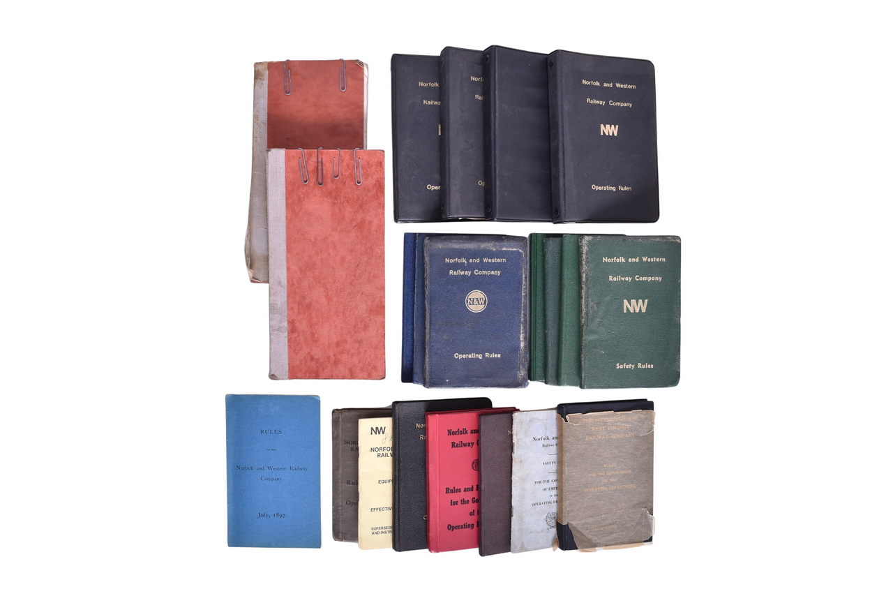 3238 - Twenty Two Norfolk and Western Railway Rulebooks - 1897, 1928 to 1983 thumbnail