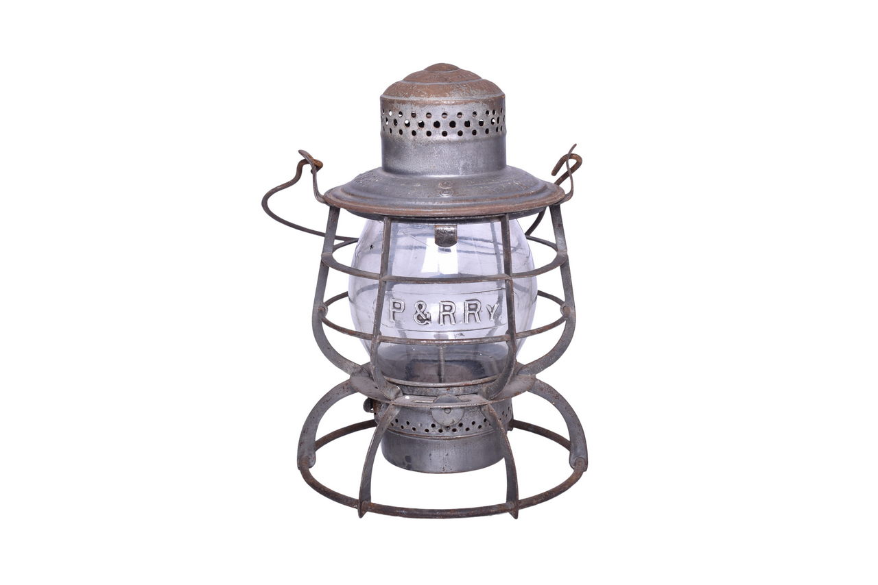 3241 - Armspear Philadelphia & Reading Railroad Double Wire Guard Lantern w/ Clear Cast Globe thumbnail