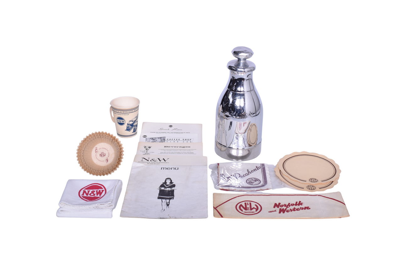 3244 - Norfolk and Western Railway Dining Car Set - Pullman Thermos, Menus, Cloth Napkin thumbnail