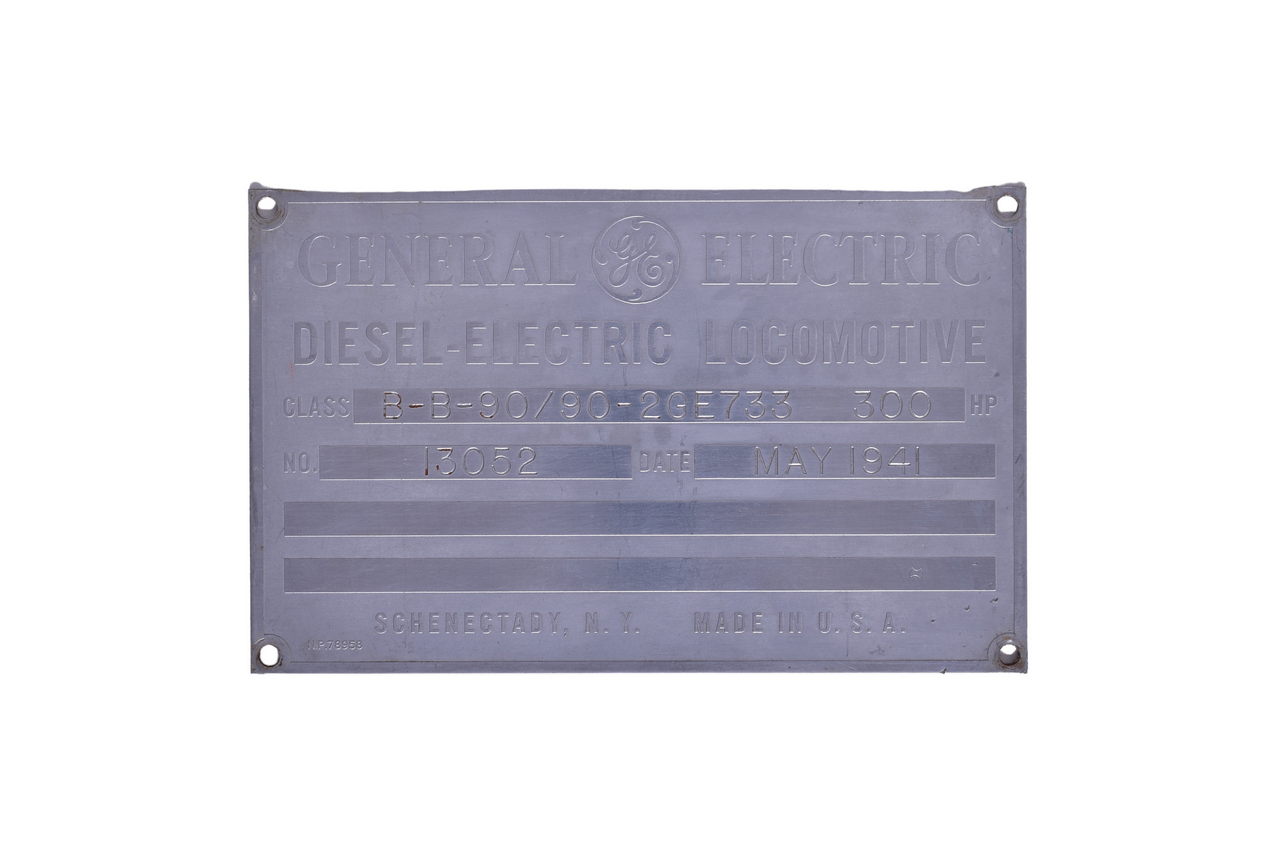 3463 - General Electric 45 Ton Diesel Switcher Builders Plate #13052 - May 1941 thumbnail