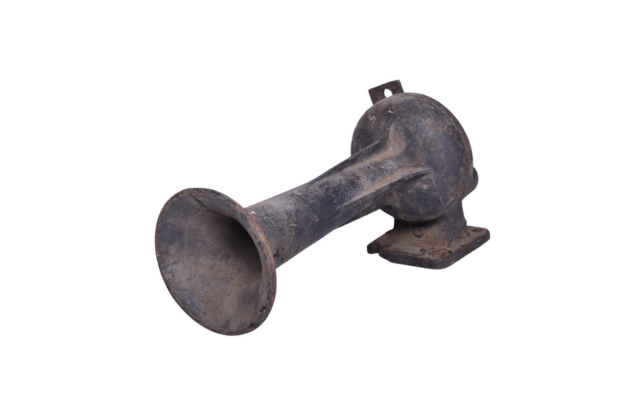 3505 - Westinghouse Cast Iron Railroad Locomotive Horn thumbnail