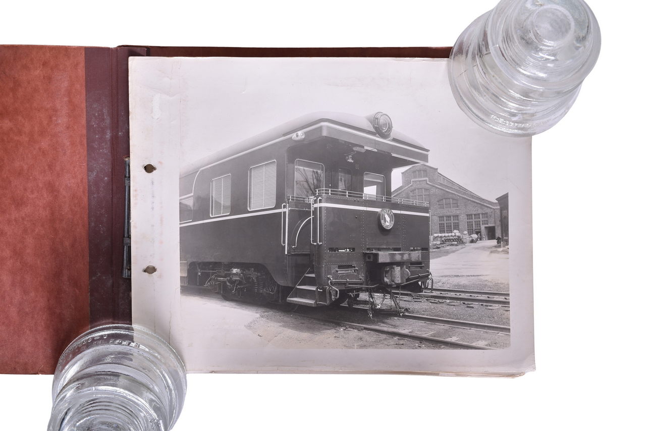 3544 - Group of Great Northern A28 Business Car Builders Photographs thumbnail