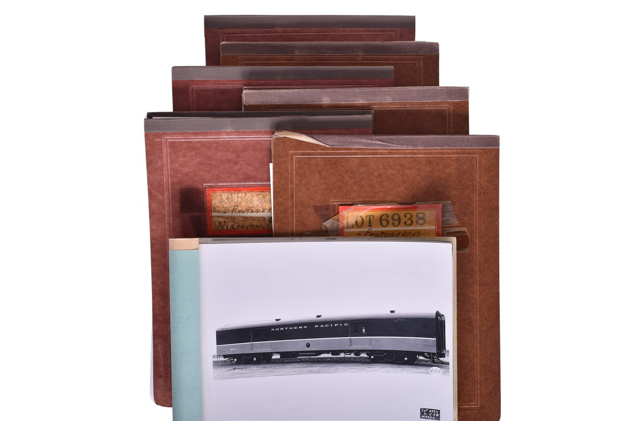 3556 - 159 Northern Pacific - North Coast Limited Passenger Car Photographs thumbnail