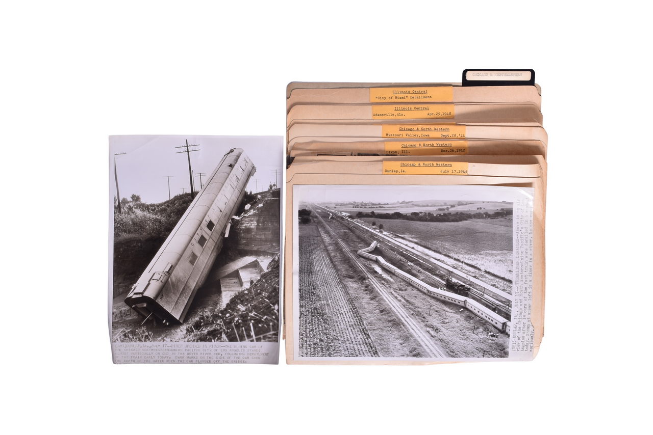 3602 - Illinois Central and Chicago and North Western Wreck Files from the Budd Company Archives thumbnail