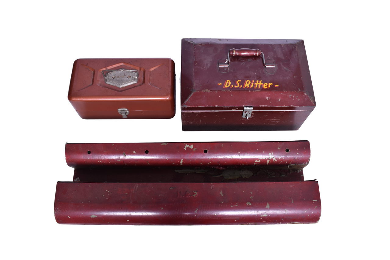 3658 - Two Conductor's Toolkits and Norfolk and Western Railroad Fusee / Torpedo Holder thumbnail