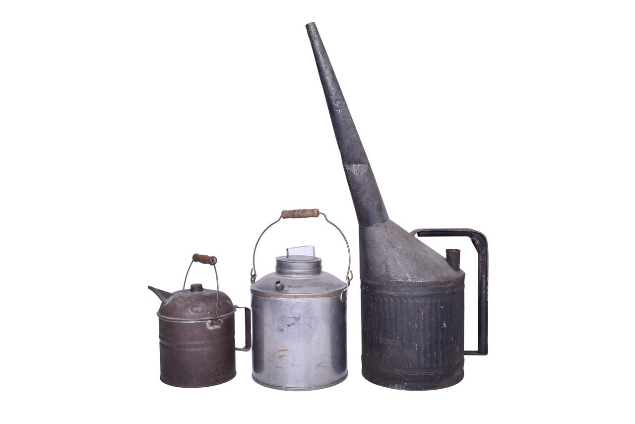 3716 - Three Pieces of Railroad Tin Ware - Norfolk and Western Railway, Chesapeake and Ohio, and thumbnail