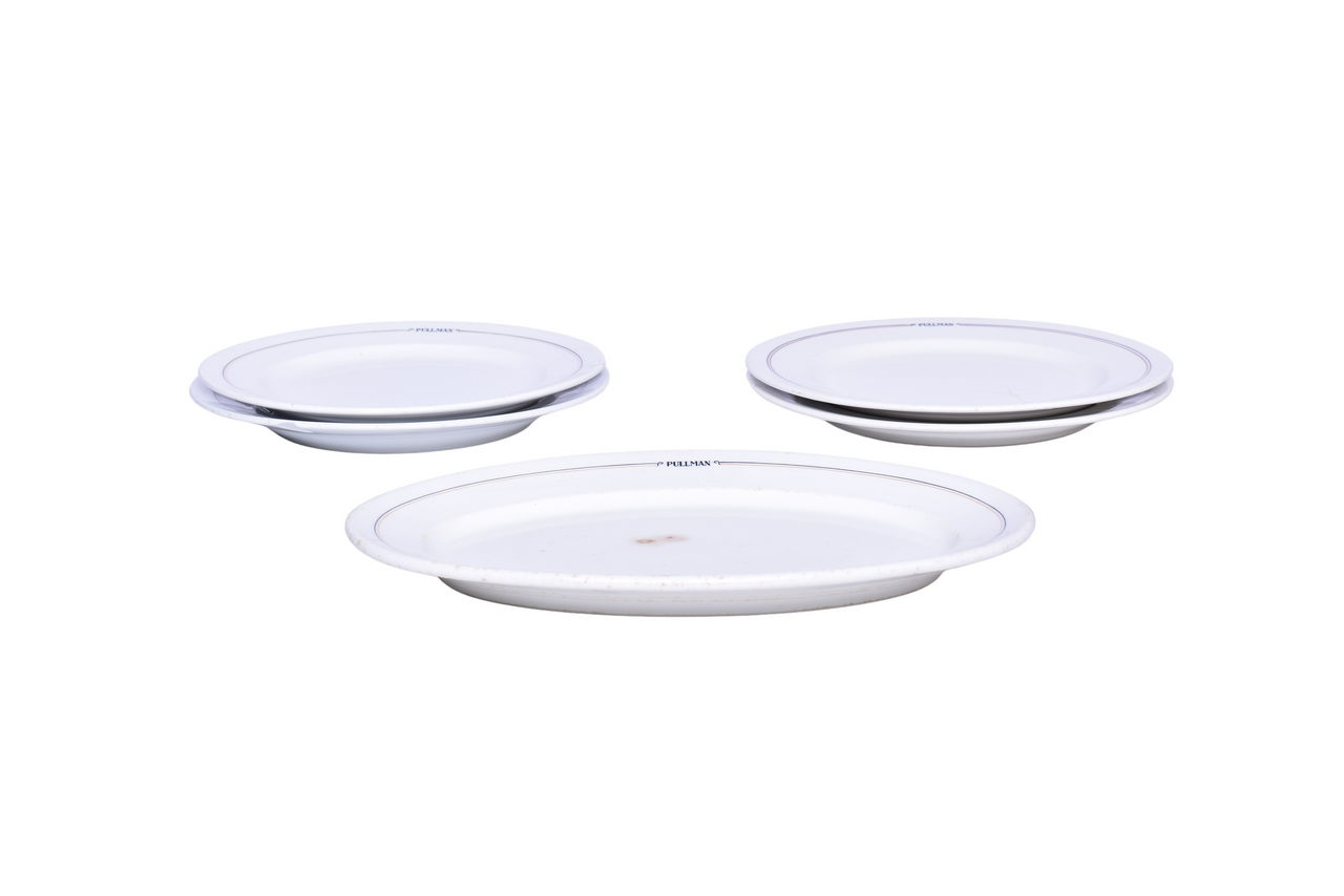 3740 - Five Pieces of Pullman Railroad China Calumet Oval Platter and Dinner Plates thumbnail