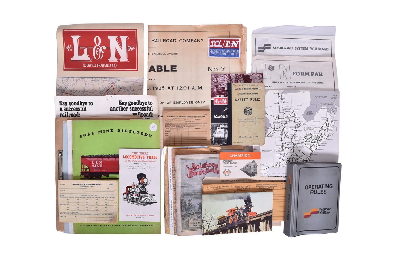 3350 - Louisville & Nashville and Seaboard Coast Line Railroad Paper Ephemera - Southern Battlefields, Employee Timetable, Etc. thumbnail