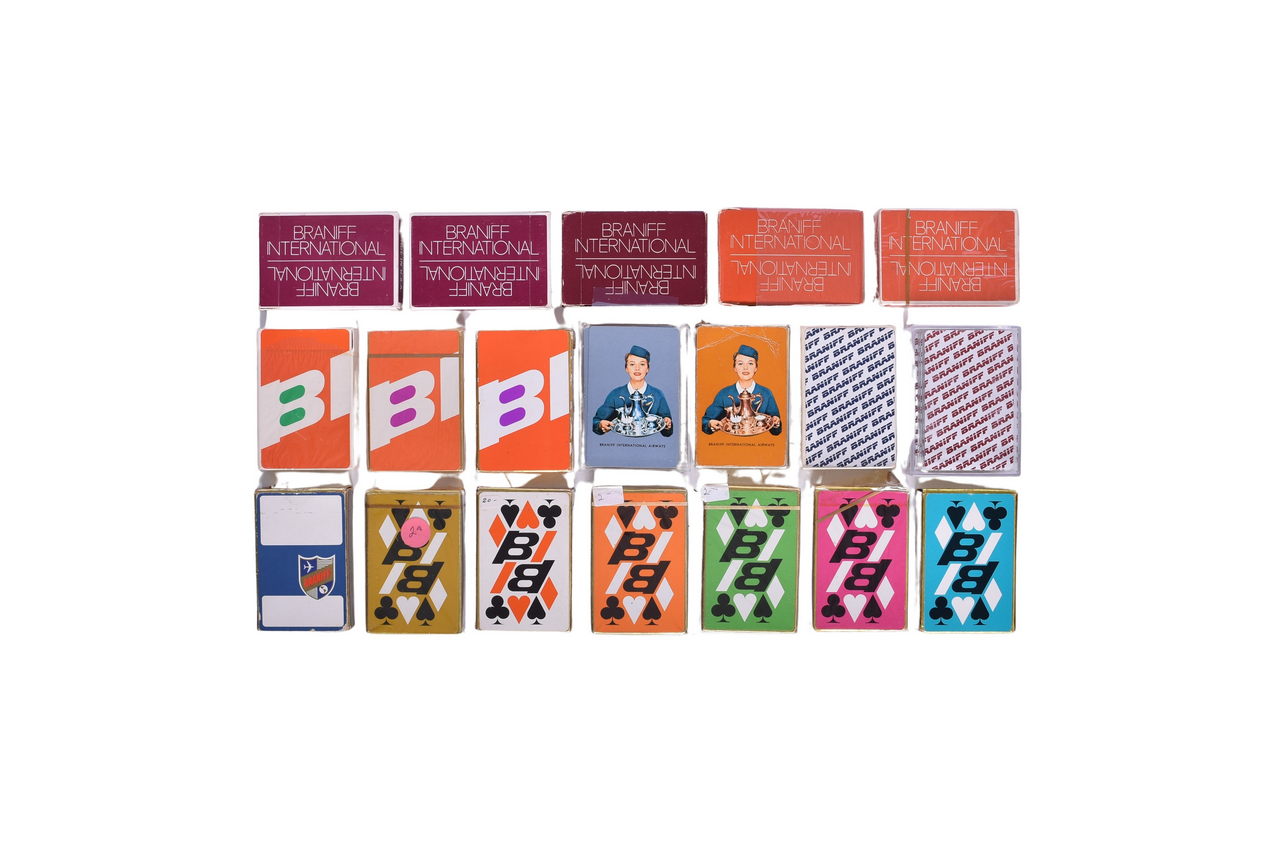 4009 - Nineteen Braniff International Airlines Playing Card Decks thumbnail