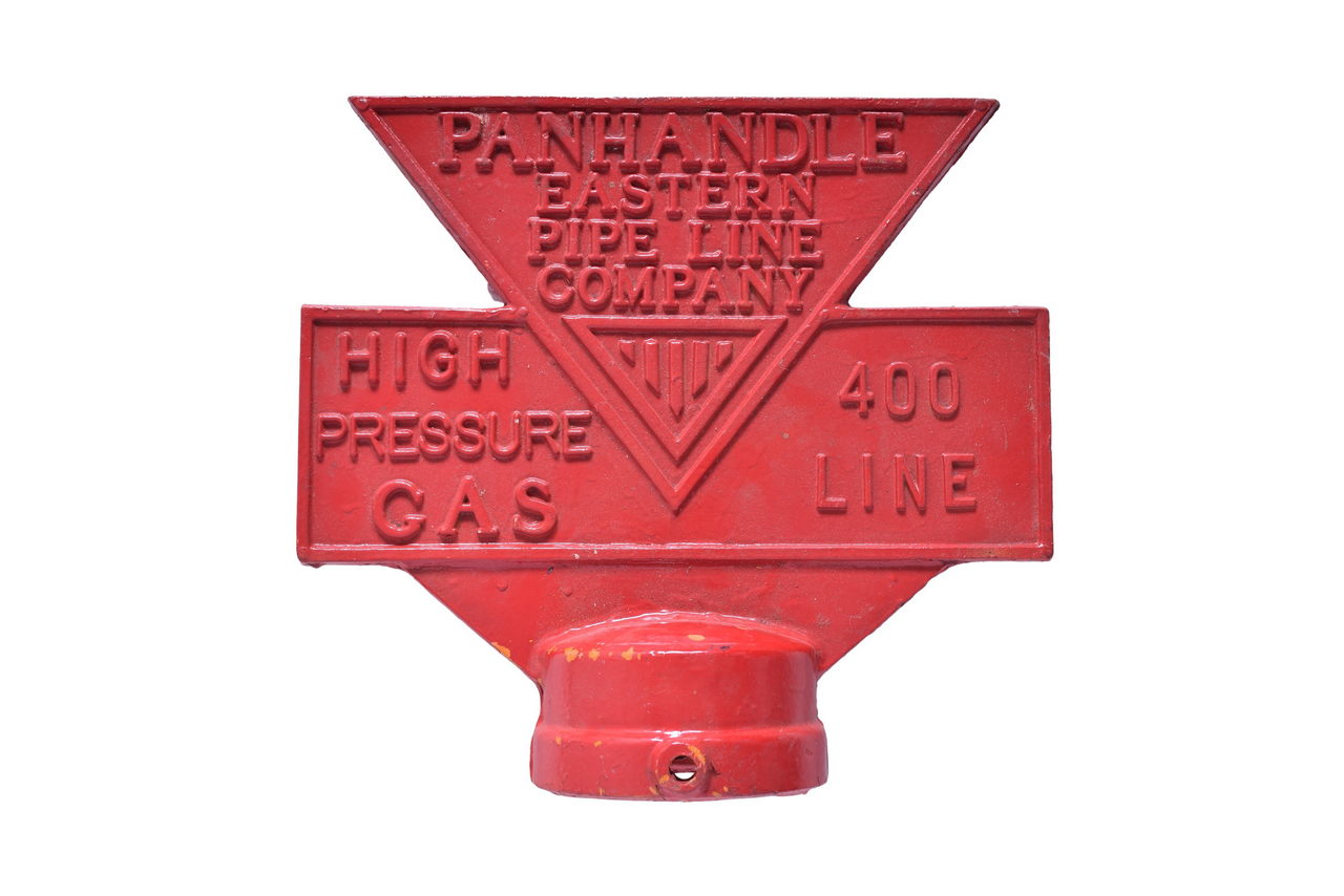 4252 - Cast Aluminum Panhandle Eastern Pipeline Co. Gas Line Pole Marker thumbnail