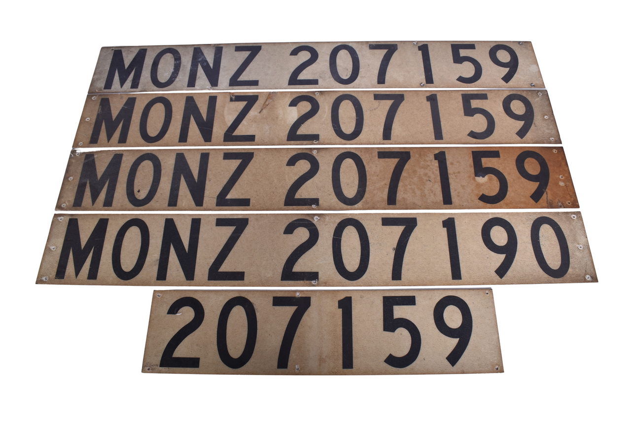 4410 - Five Fiberglass Monon Piggyback Trailer Signs thumbnail