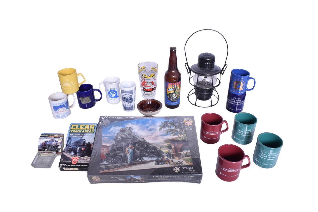 4286 - Mixed lot of Railroadiana - Erie Lantern, Conrail and MTA Mugs, etc. thumbnail