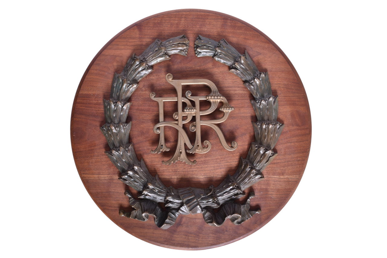 4451 - Pennsylvania Railroad Cast Brass Horse Drawn Carriage Emblem thumbnail