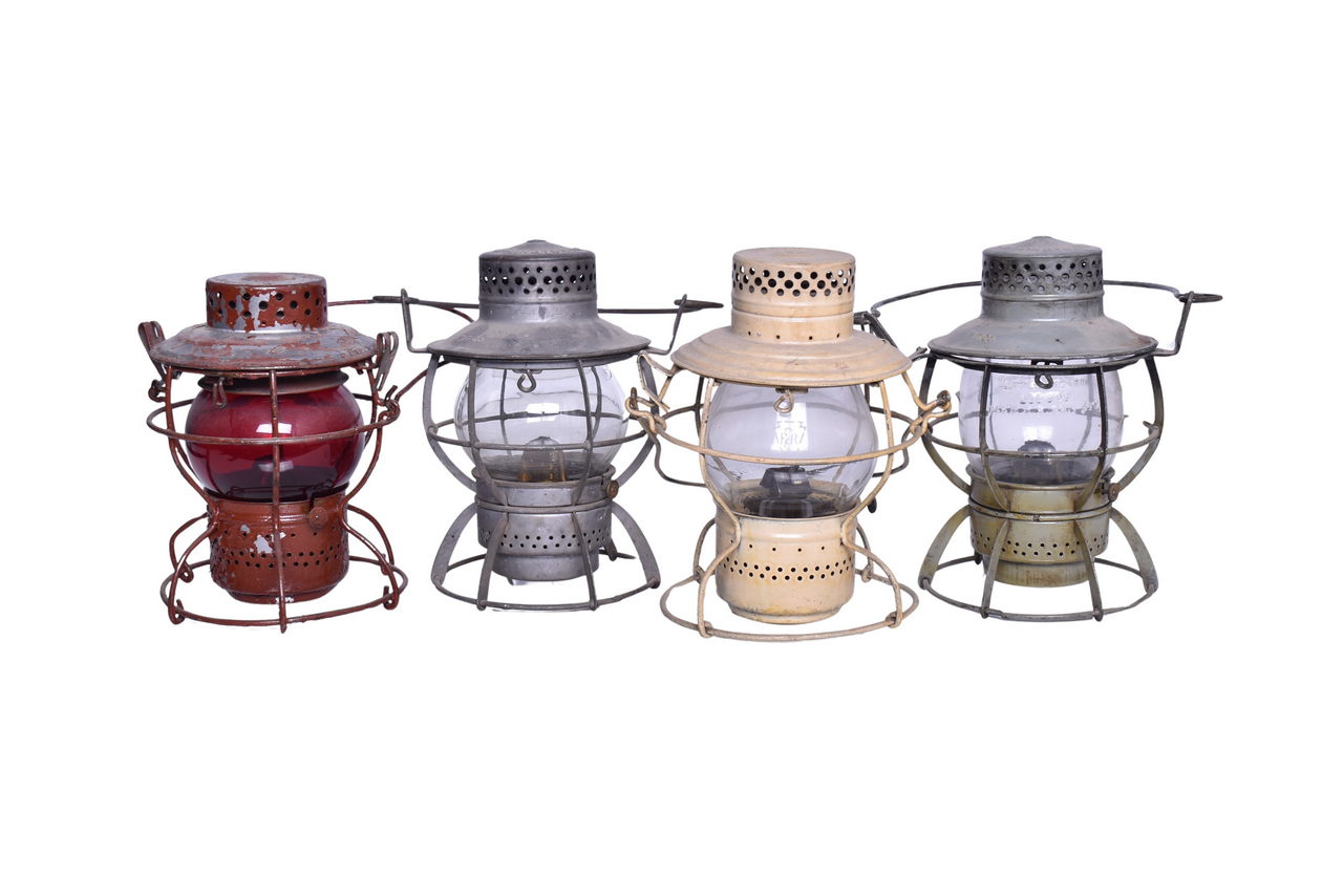 4472 - Four East Coast Railroad Lanterns - Pennsylvania and Washington Terminal Co. thumbnail