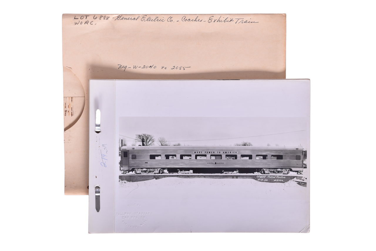 4511 - Photos of 1950 General Electric 