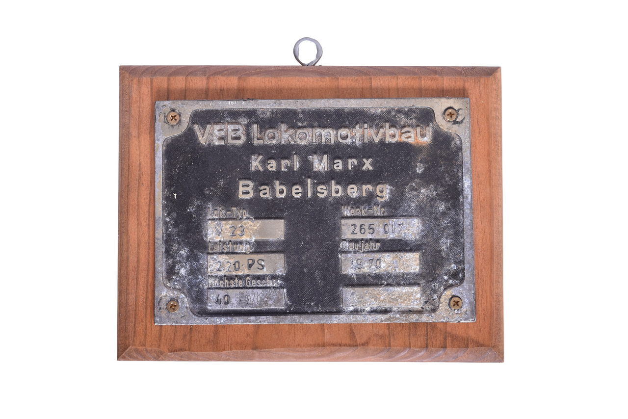4583 - German VEB Locomotive Builders Plate - Deutsche Reichsbahn V 23 Diesel locomotive thumbnail