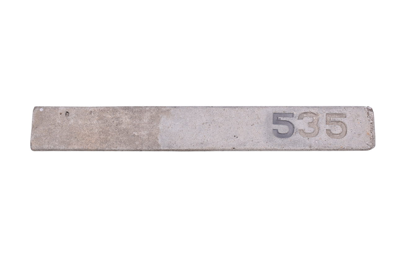 4585 - Concrete New York Central Railroad Siding Length Marker Post thumbnail
