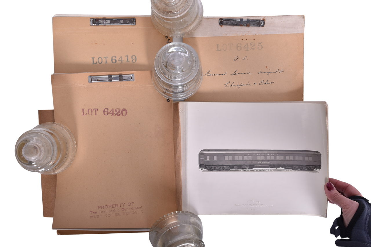 4624 - 53 Chesapeake and Ohio Lounge and Passenger Car Photos from Pullman Archives thumbnail