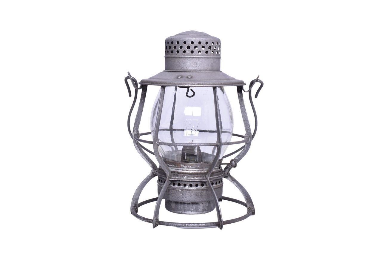 4644 - Keystone No. 39 Pennsylvania Railroad Lantern with Pennsylvania System Keystone Globe thumbnail