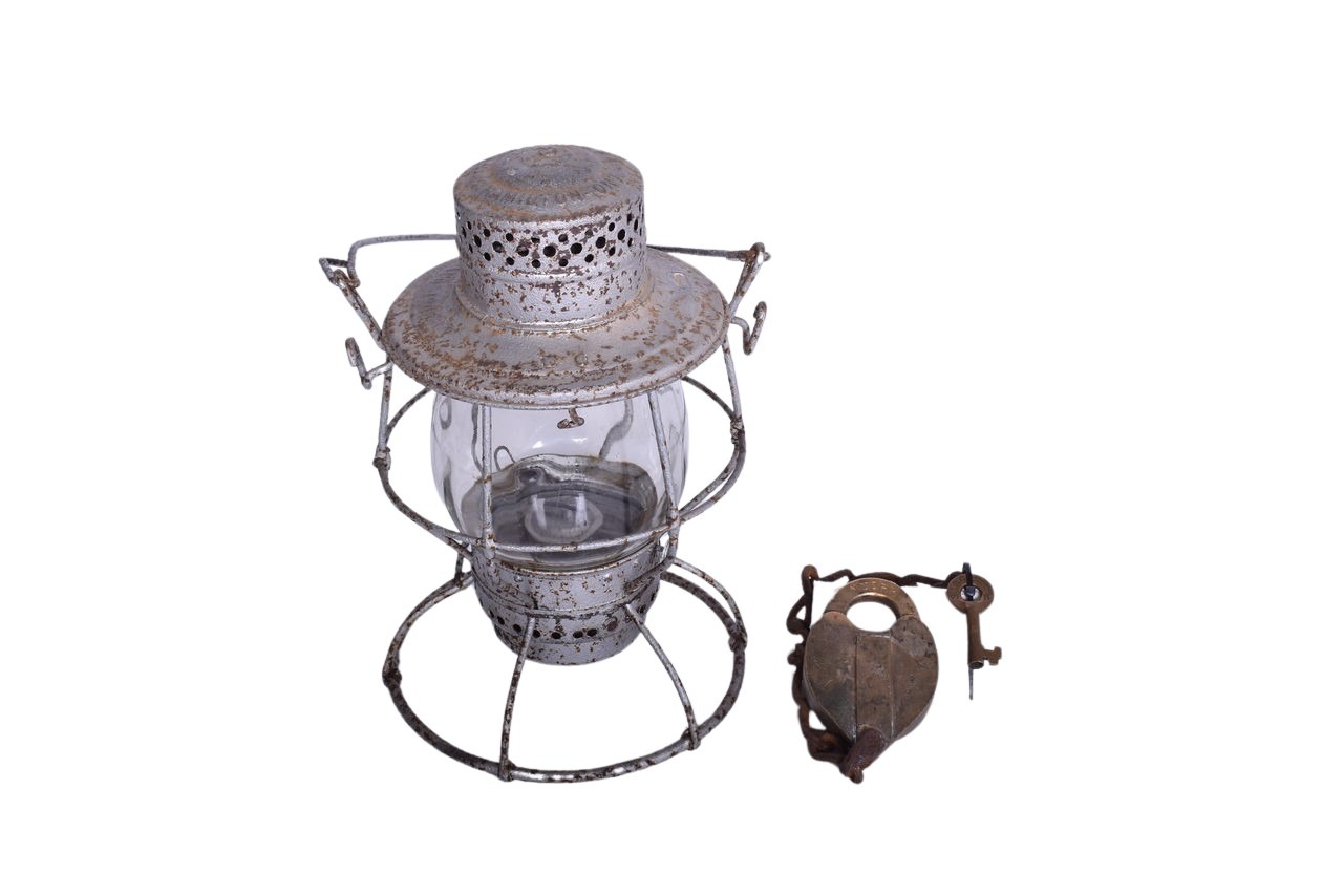 4659 - Bohannan New York Central Railroad Brass Switch Lock, Key, and Canadian National E.T. Wright Lantern thumbnail