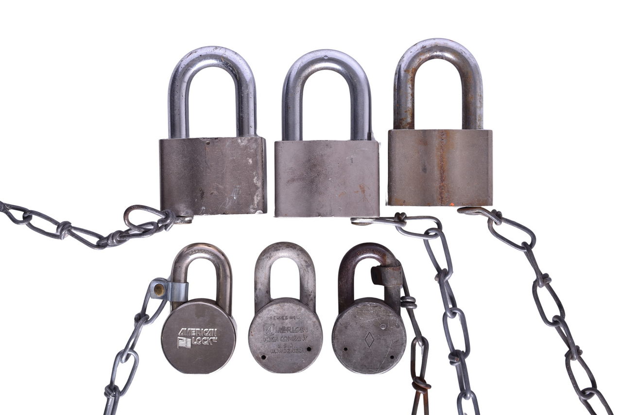 5009 - Six Railroad Padlocks - Sargent & Green Leaf and American Lock Company thumbnail