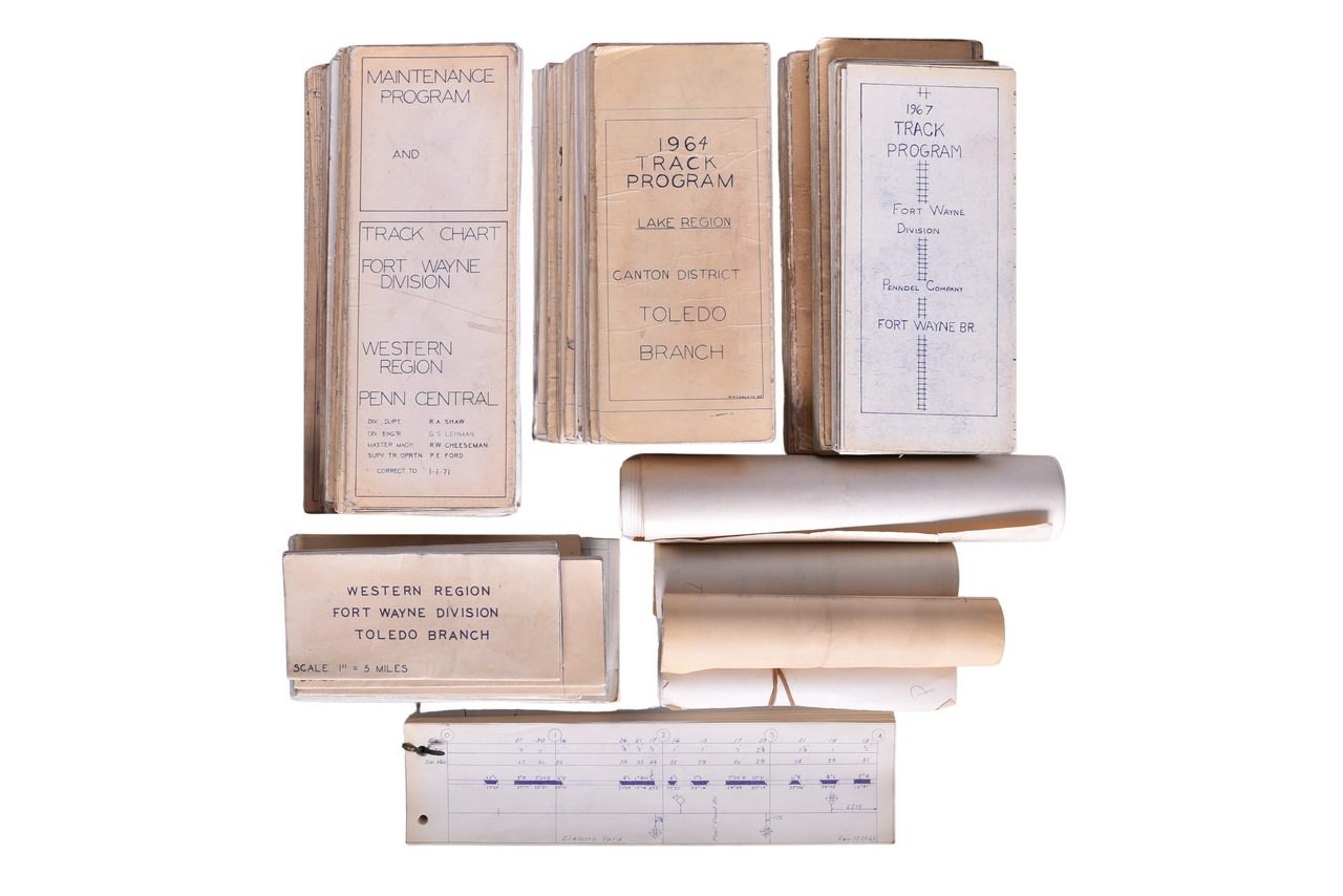 5014 - Thirty-Five Pennsylvania and Penn Central 1960s/70s Track Charts - Toledo Branch thumbnail