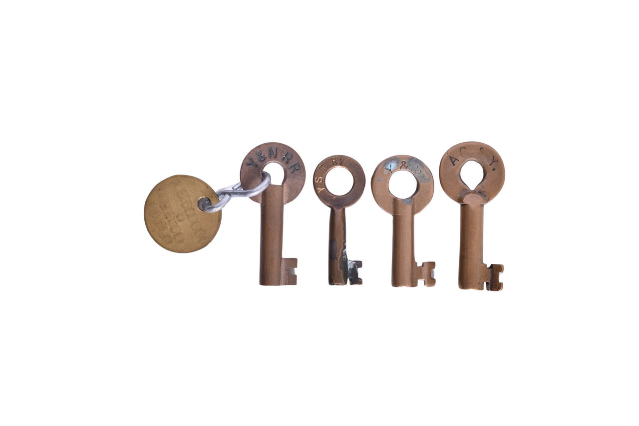 5017 - Four Ohio Railroad Brass Keys - Youngstown & Northern, Akron Canton & Youngstown, Youngstown Sheet & Tube, and Youngstown & Southern thumbnail