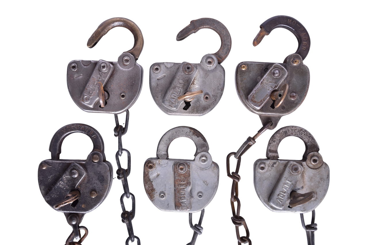 5031 - Six Missouri Pacific Lines Railroad Locks and Keys - Adlake and FS Hardware thumbnail
