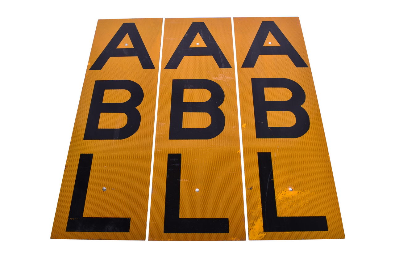 5032 - Three Conrail Absolute Block Limit Reflective Signs thumbnail