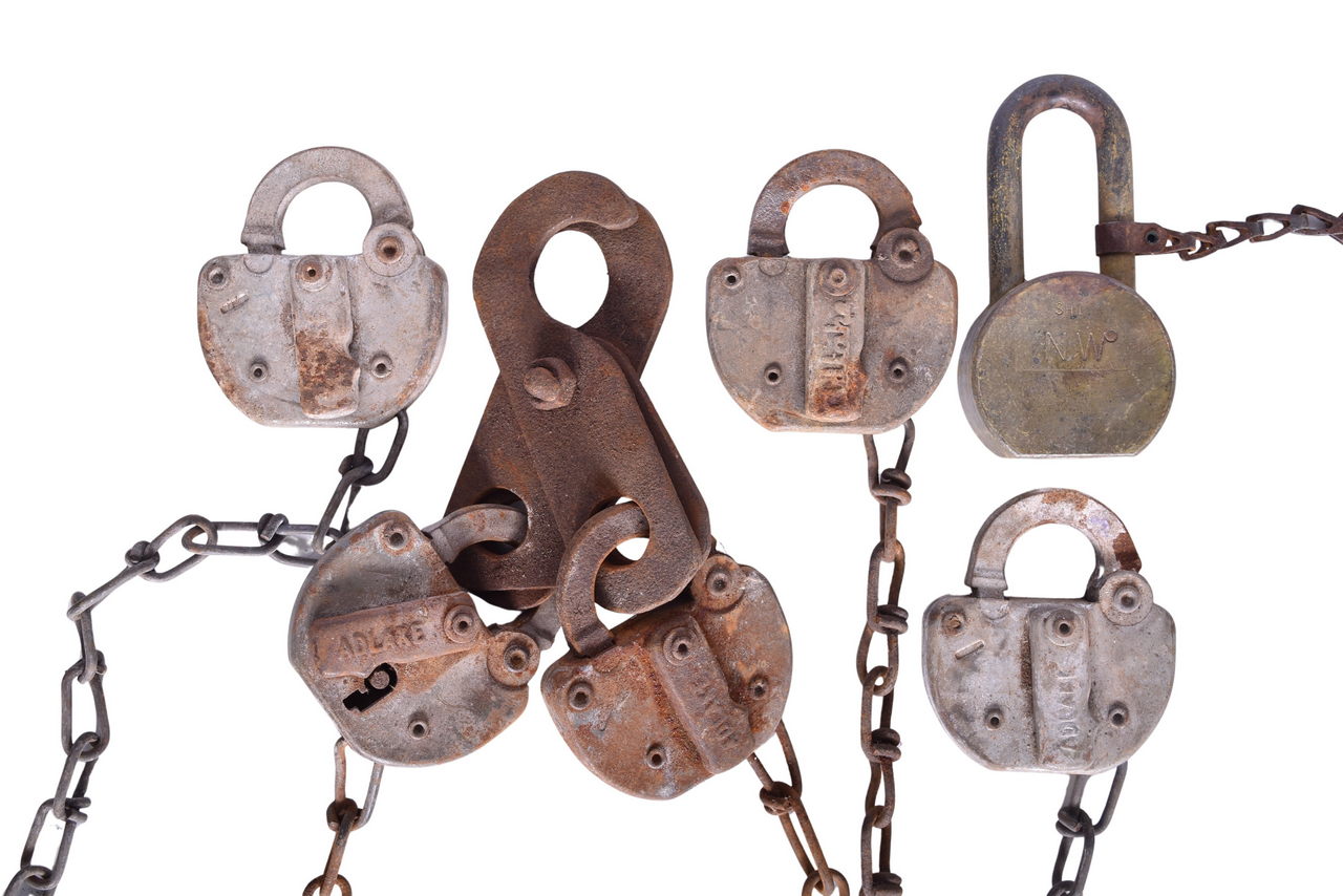 5043 - Six Midwest Railroad Locks - Chicago & North Western, Norfolk & Western, Detroit Toledo & Ironton, and Milwaukee Road thumbnail