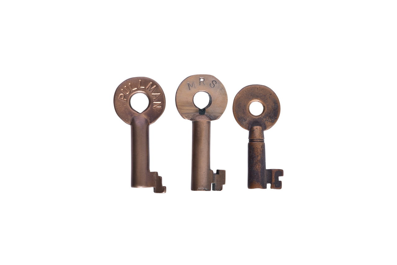 5053 - Three Railroad Car Company Brass Keys - Pullman, American Car & Foundry Co., and Manufacturer's Railway Service thumbnail