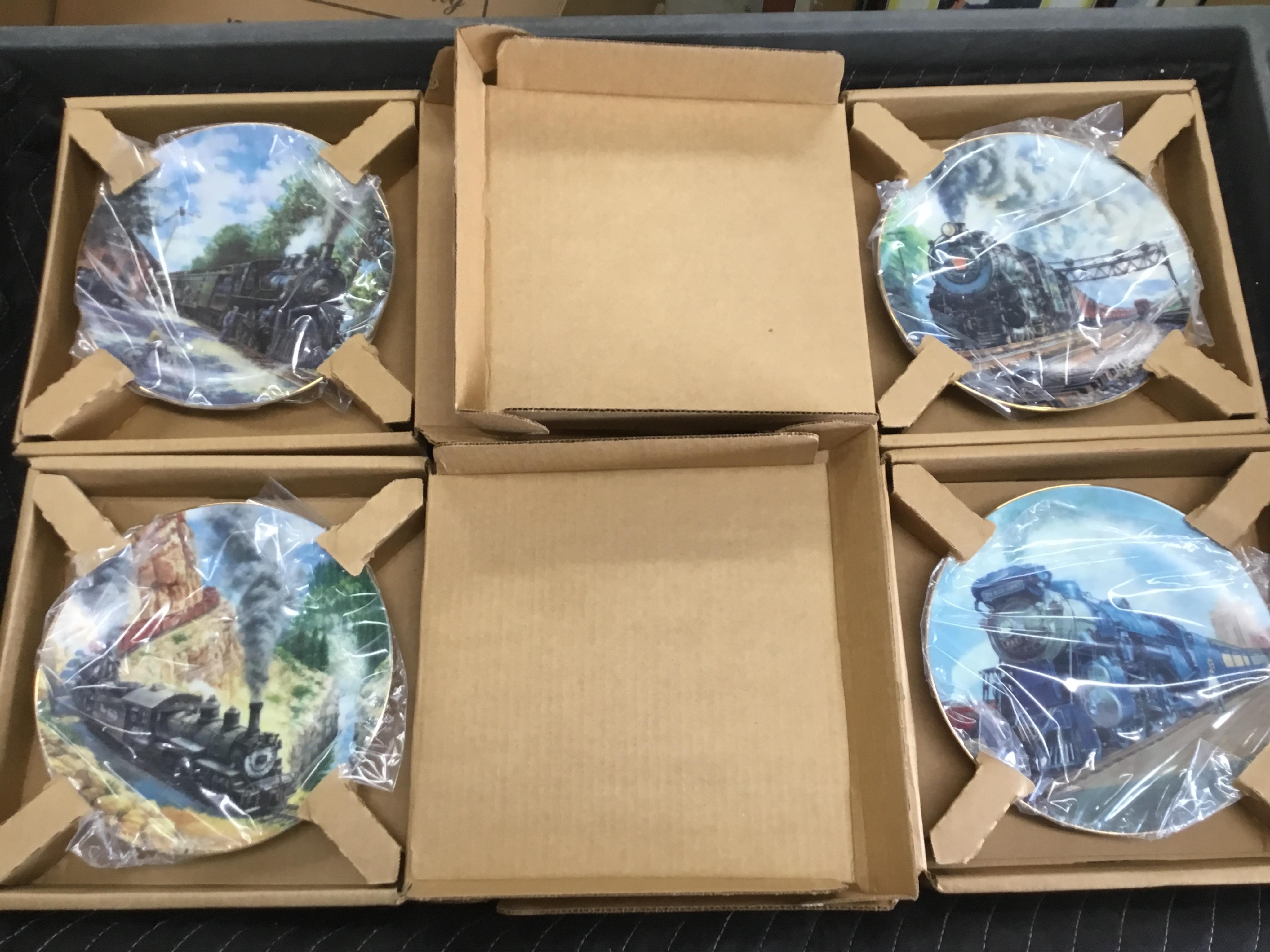 5078 - Twenty Four Collectible Railroad Plates - Union Pacific, Jersey Central, Santa Fe, Great Northern, etc thumbnail