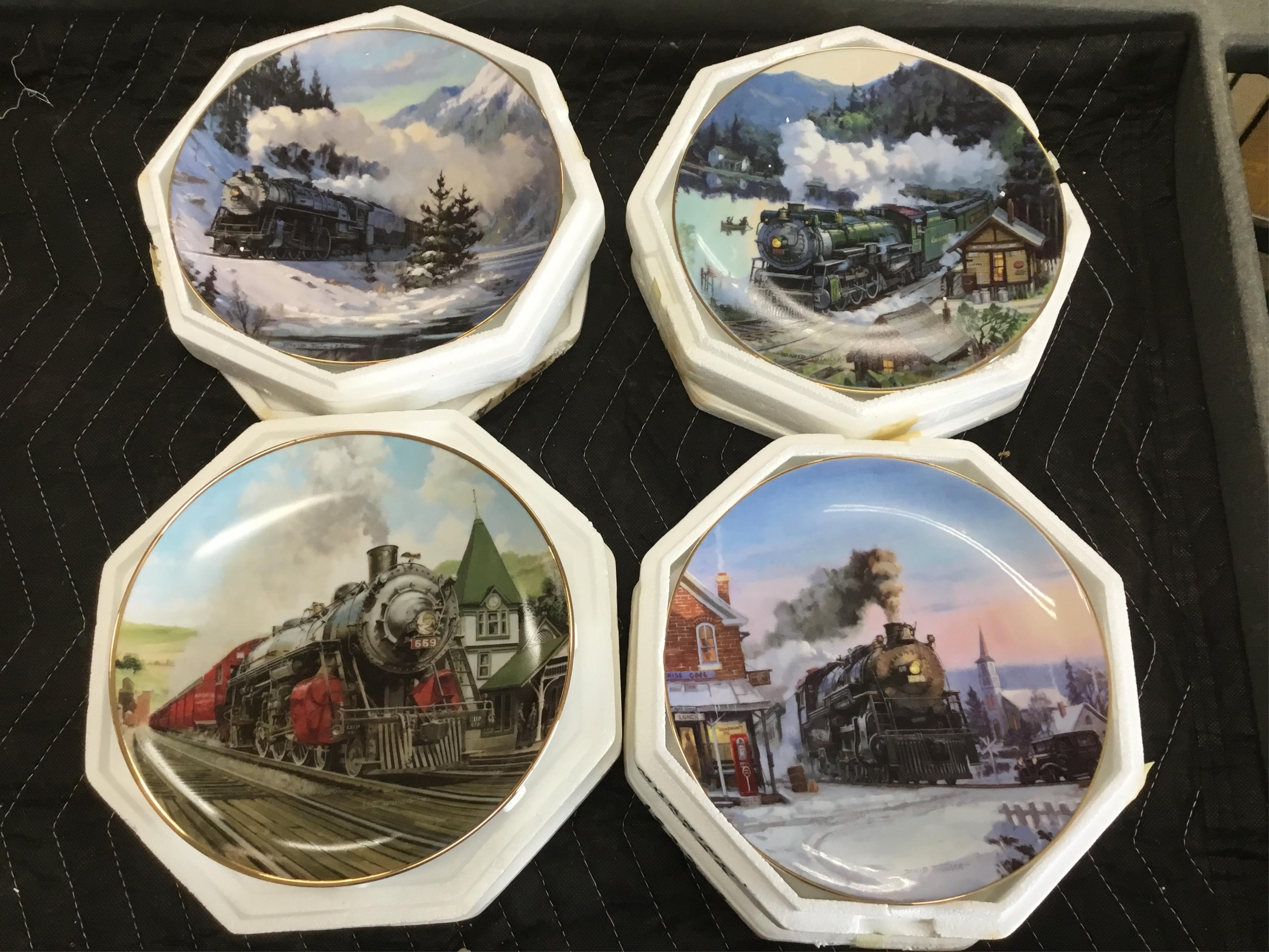 5080 - Twenty Collectible Railroad Plates - Pennsylvania, N&W, Southern Pacific, etc. thumbnail