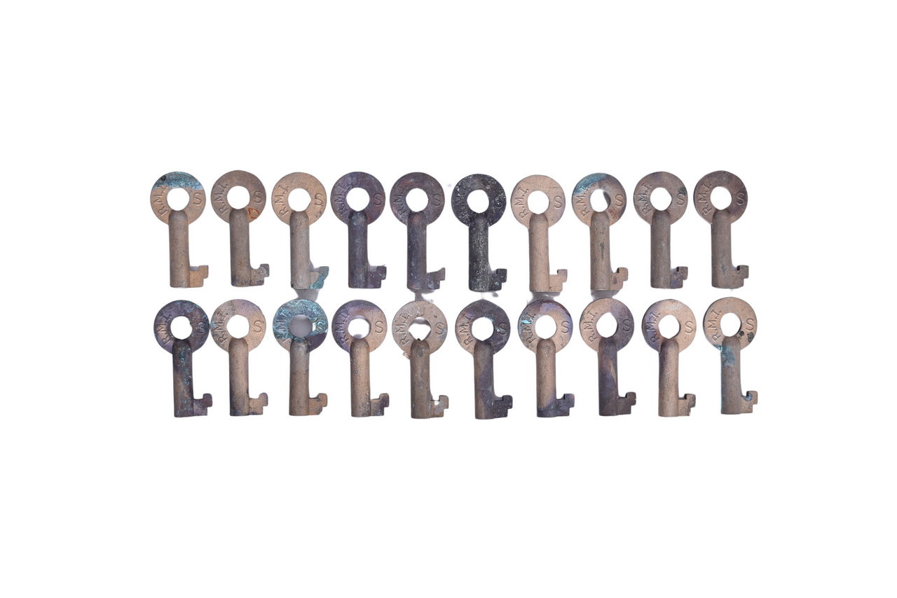 5101 - Twenty Canadian National Railroad Brass RMI Switch Keys thumbnail