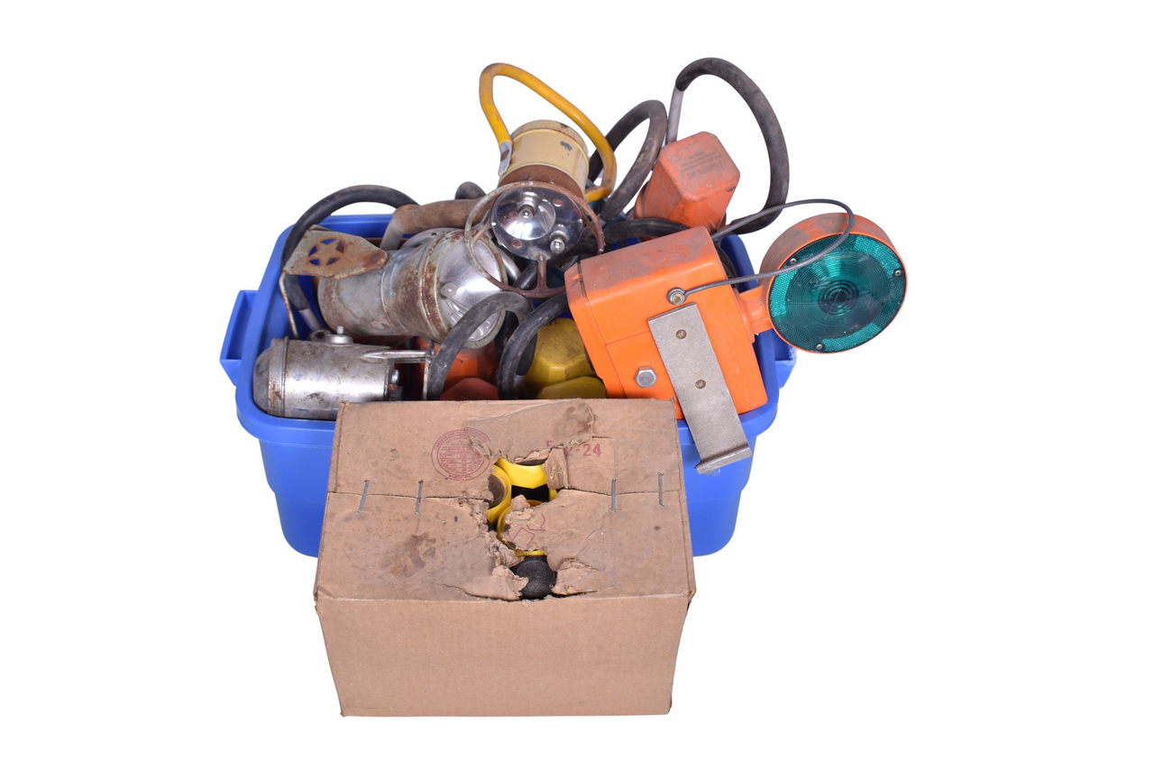 5119 - Group of Battery-Powered Railroad Hand Lanterns and Flashlights - Canadian National, Grand Trunk, Conrail, Starlite, Adlake thumbnail