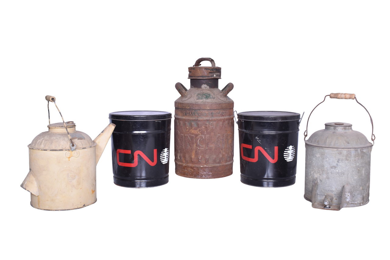 5121 - Group of Railroad Tinware - Detroit Toledo & Ironton, Penn Central, Canadian National, and Sinclair Enisco 5 Gallon Can thumbnail