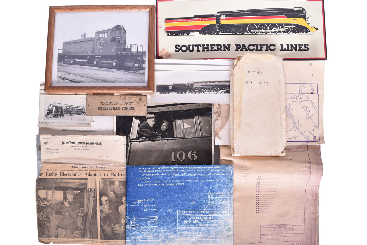 5163 - Assorted Detroit Toledo & Ironton and Railroad Ephemera - Builder's Cards, Track Chart, Blue Prints, Photos, Etc. thumbnail