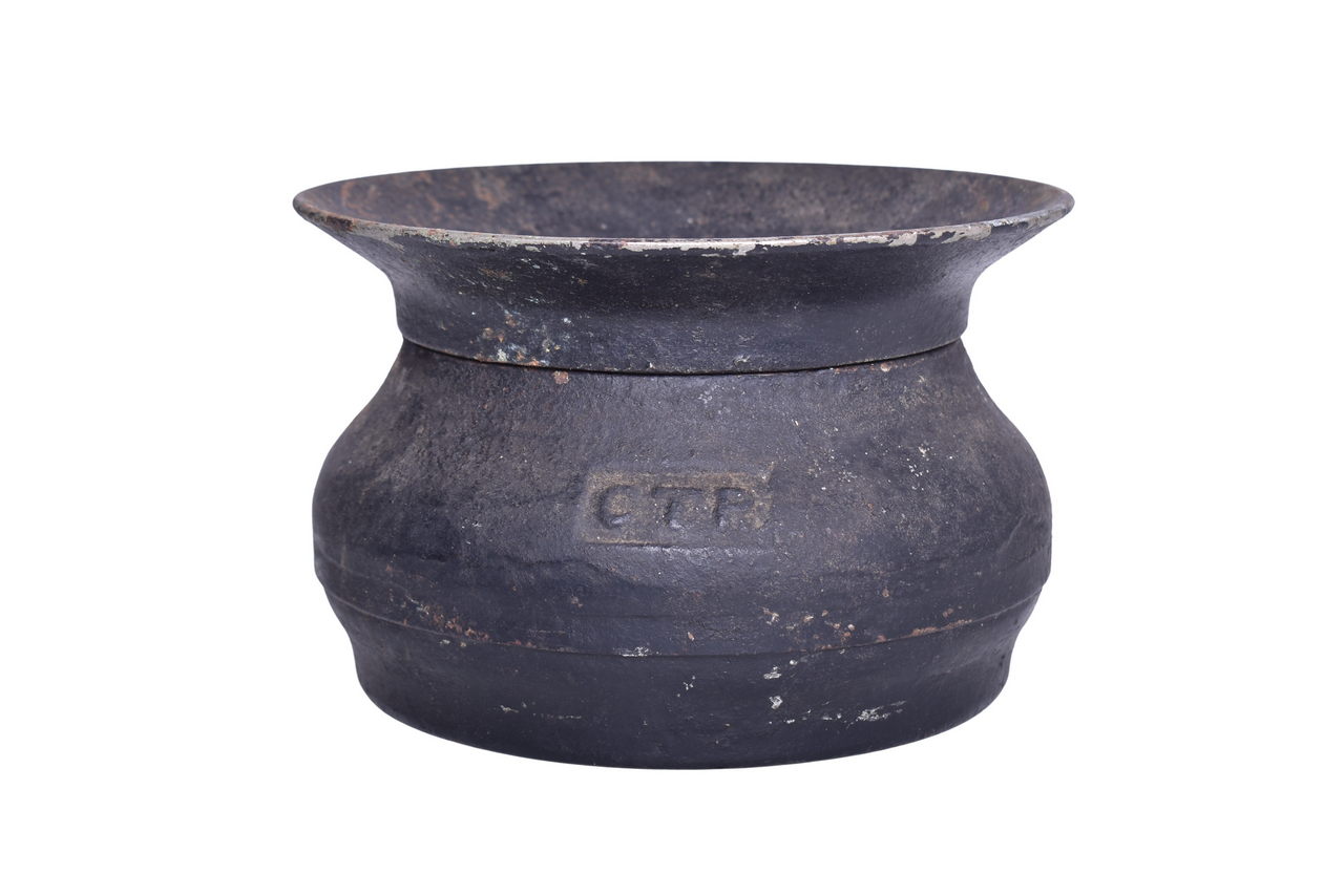 5164 - Cast Iron Railroad Spittoon / Cuspidor Cast w/ CTR thumbnail