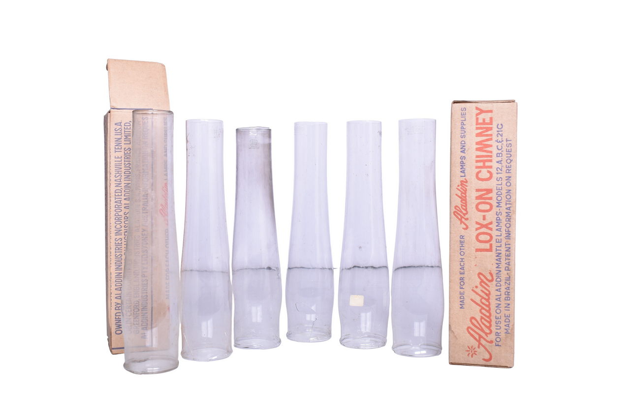 5176 - Seven Aladdin Lox-On Glass Lamp Chimneys thumbnail
