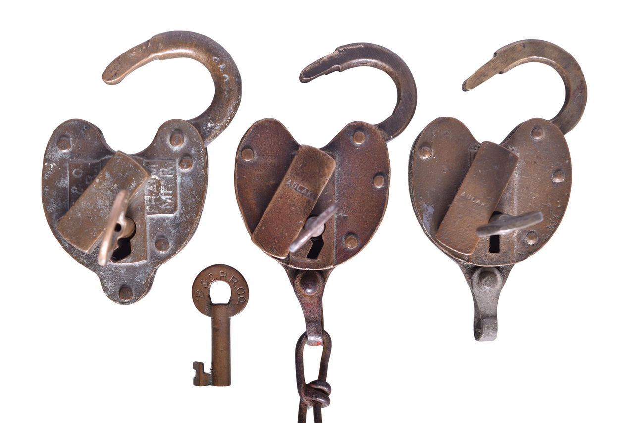 5239 - Three Railroad Brass Locks and Keys - Southern Pacific CS-44, Union Pacific CS-21, and Baltimore & Ohio thumbnail