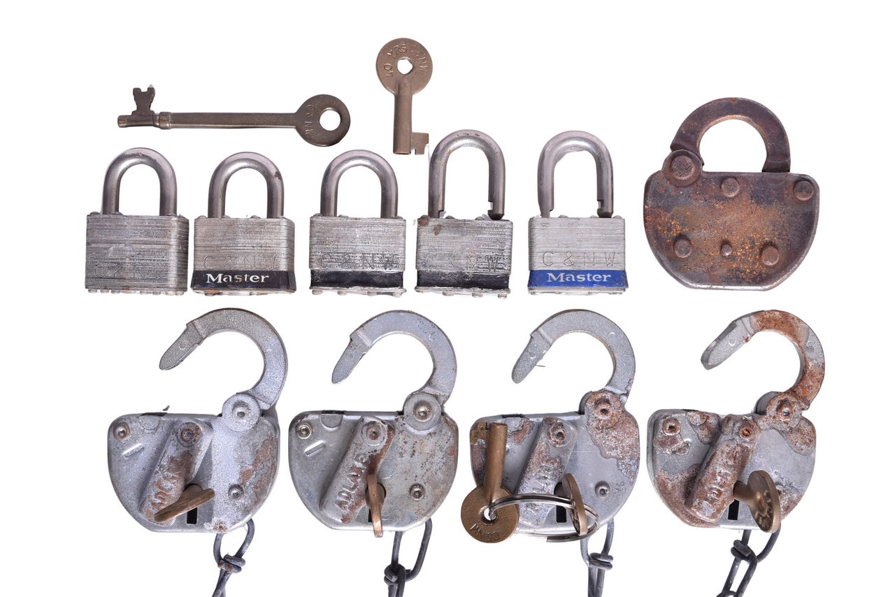 5322 - Chicago and North Western Locks and Keys thumbnail