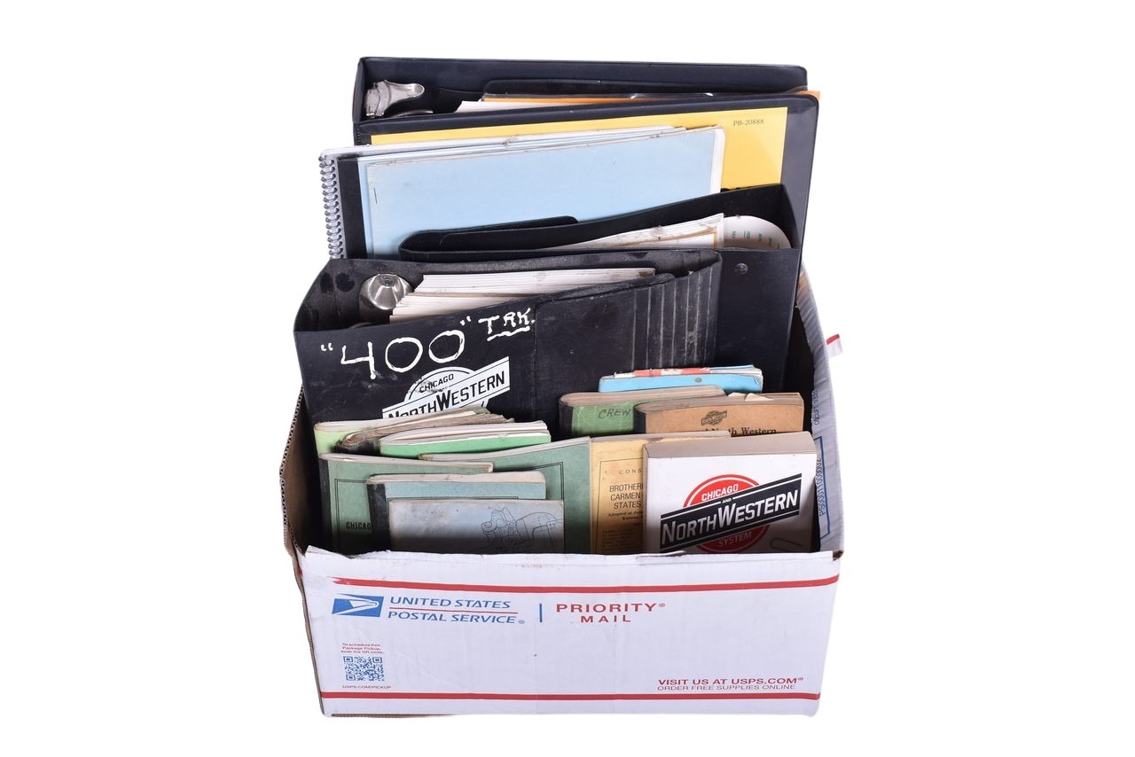 5337 - Railroad and Signal Rulebooks & Instruction Manuals - Chicago and North Western thumbnail